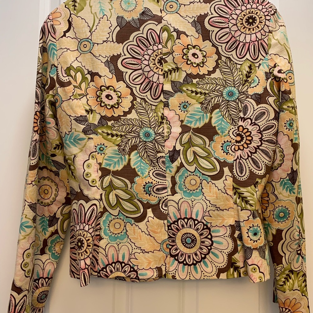 Jacket - Picture 3 of 5